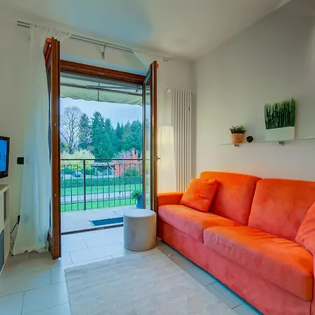 公寓 Lenni Swimming Pool And - Happy