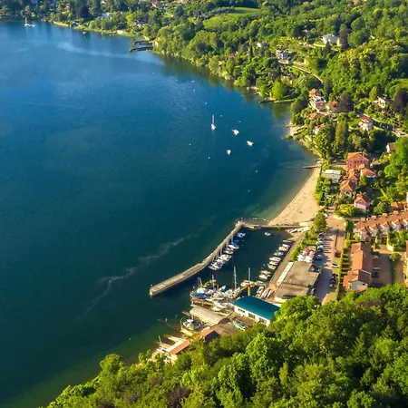 公寓 Lenni Swimming Pool And - Happy Leggiuno